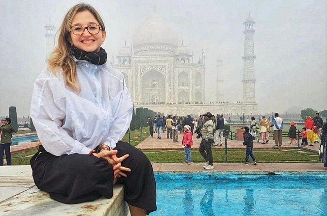 Private Taj Mahal and Agra Day Trip from Delhi by Car with Lunch - Agra Fort: Red-Stone Power and Classic Views