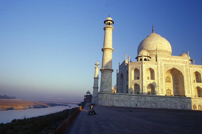 Private Taj Mahal and Agra Tour from Gurugram(Gurgaon) by Car - The pre-dawn reality check: Delhi/Gurugram to Agra