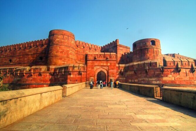Private Taj mahal and Fatehpur Sikri Tour From Delhi - Agra Fort: Mughal Power You Can Still Feel