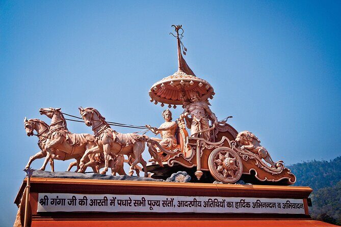 Private Taj Mahal and Mathura tour from Delhi to by car - The Delhi-NCR pickup and the 6–8 hour rhythm