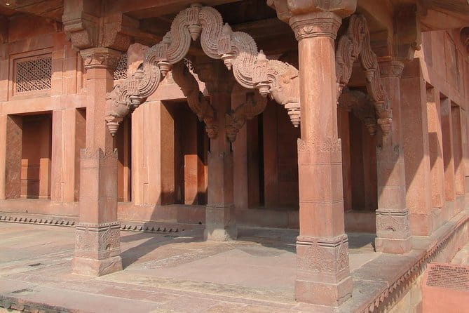 Private Taj Mahal And Monuments Tour From Jaipur By Car - Who this private Taj Mahal and Agra Fort day trip is best for