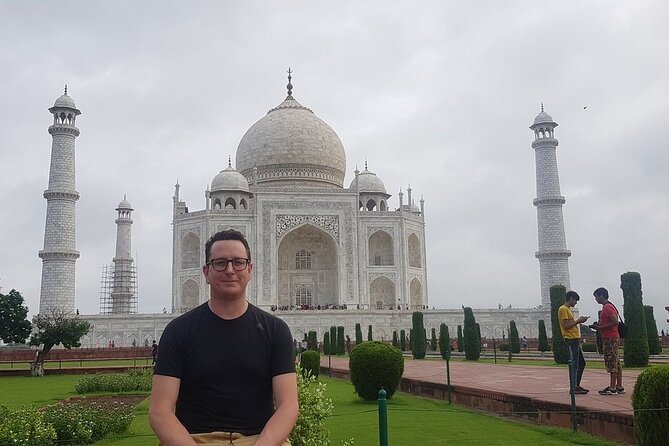Private Taj Mahal Day Tour by Car with Lunch and Tickets - Agra Fort After Taj: The Moment That Adds Perspective