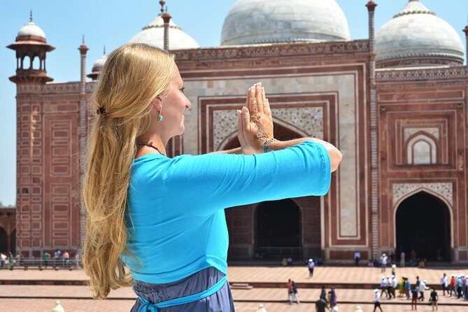 Private Taj Mahal Day Trip from Delhi Ending in Jaipur - Meeting at Agra Cantt at 8:00 am: private guide, name signboard, no guessing