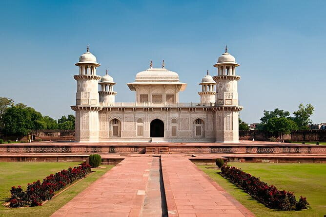 Private Taj Mahal Sunrise Tour and Agra Sightseeing from Delhi - A Delhi-to-Agra sunrise day that skips the overnight scramble