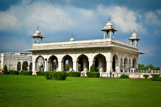 Private Taj Mahal Tour from Delhi by Car - Private Car From Delhi: The Real Comfort Advantage