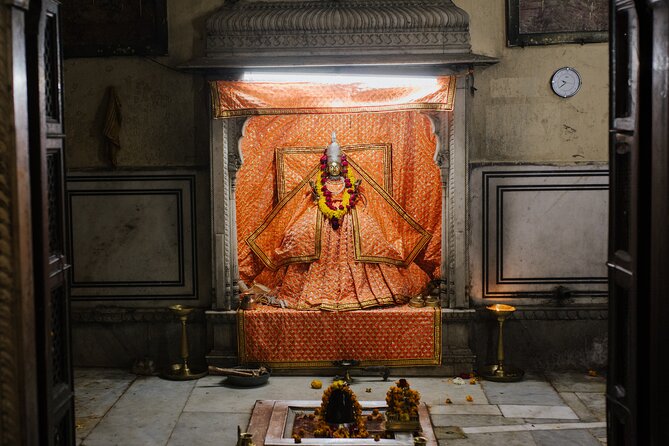Private Temple Tour in Jaipur w/ Guide, Transportation & Sites - Stop 3: Moti Dungari Temple (Ganesh With Hill Views)