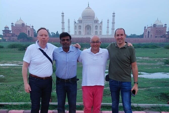 Private Tour Guide For Taj Mahal - Agra Fort In 90 Minutes: Gates, Empire, And UNESCO Status
