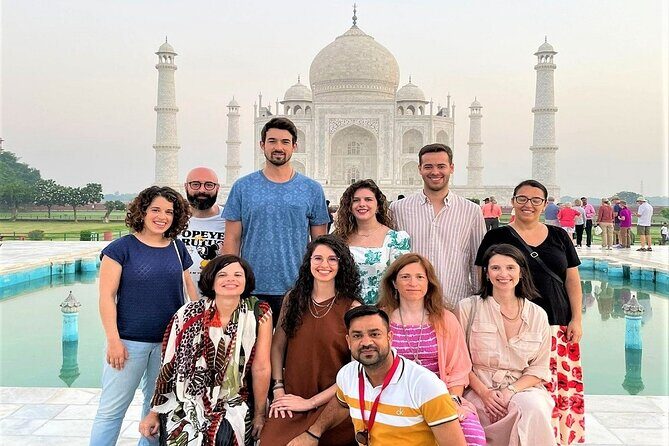 Private Tour Guide for Taj Mahal and Agra Fort - A 4-hour private hit of Taj Mahal and Agra Fort