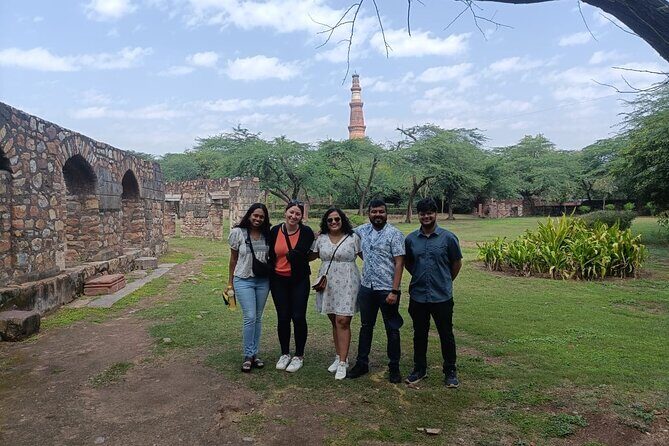 Private Tour in Mehrauli Archaeological Park & Qutub Minar - Timing and pace: how the 2.5 hours actually feels