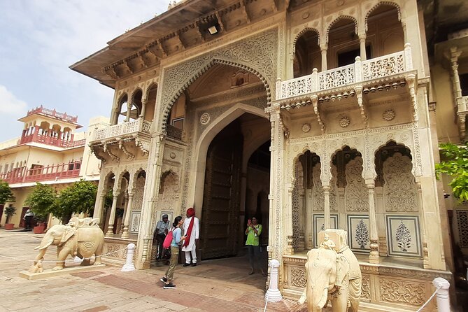 Private tour of Jaipur with Driver and Guide - City Palace: where art, power, and your budget choice meet