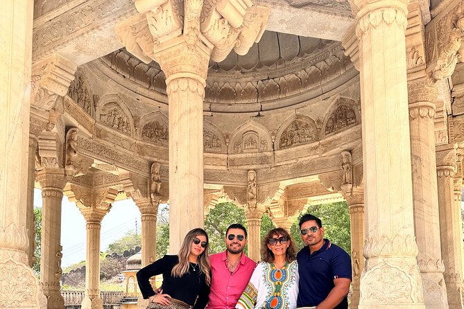 Private Tour of Jaipur with Guide and Driver - City Palace and Hawa Mahal context: how the guide ties the day together