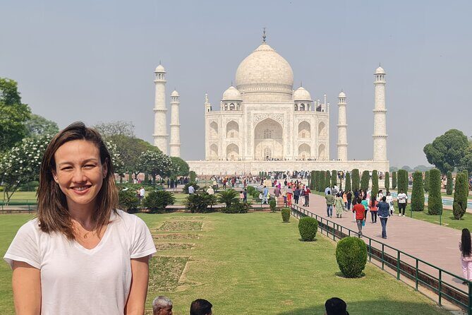 Private Tour of Taj mahal from Delhi by Train in 90 Min - A full Agra day built around the 90-minute train hop