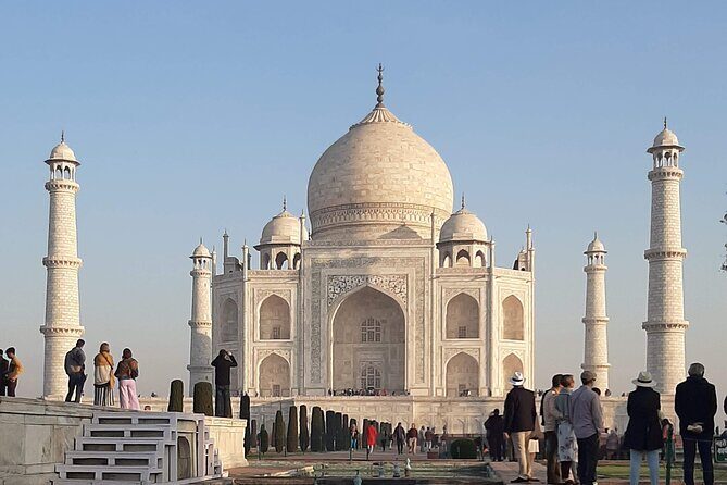 Private Tour of Taj mahal from Delhi by Train in 90 Min - Small practical tips that will make your day smoother