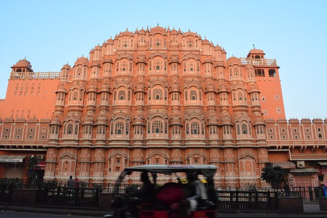 Private tour of Taj Mahal from Delhi - Your Ride: Pickup, AC Comfort, and a Mobile Ticket