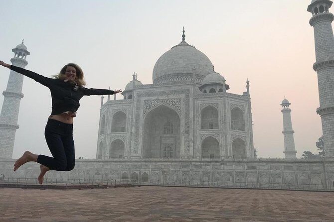 Private Tour: One Day Trip To Agra from Delhi by Car Visit Taj Mahal & Agra Fort - The pace and timing: a long day done right