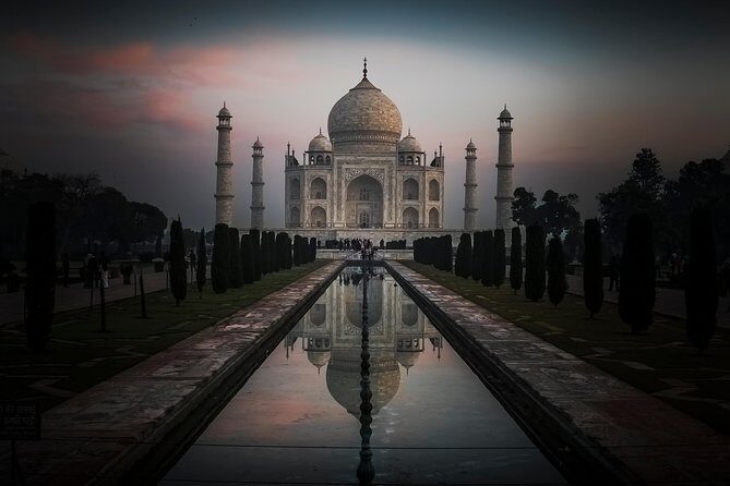 Private Tour:Sunrise Taj Mahal Love Tour From Delhi including Agra fort - From Delhi at Predawn: Why a sunrise start actually matters