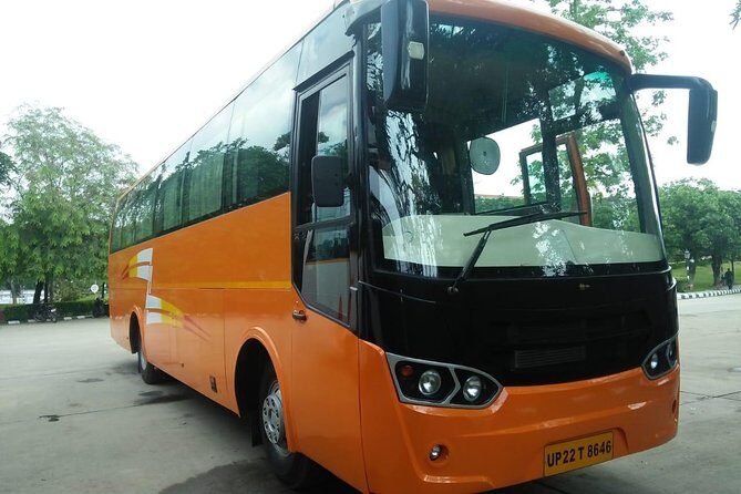 Private Transfer from Agra to Jaipur - The expressway drive: what the 4.5 hours feels like