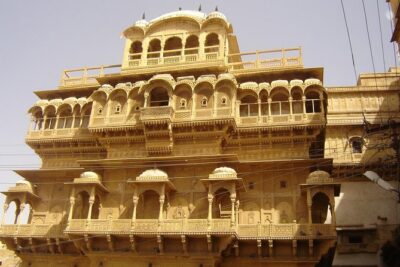 Private Transfer from Jaisalmer to Jodhpur - Price and car options: what $37 per person really buys