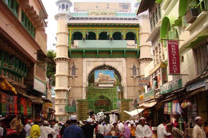 Private Transfer From Jodhpur to Jaipur Via Ajmer and Pushkar - Driver and Car Practicalities: Safety, Seatbelts, and Clear Drop-Off