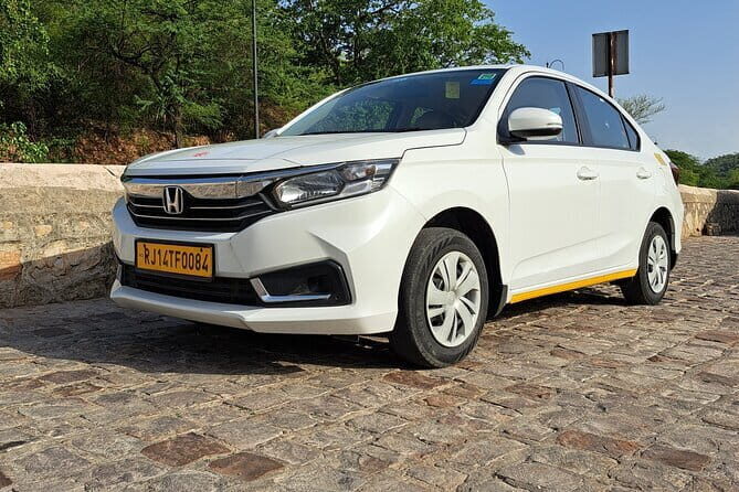 Private Transfer from Jodhpur to Udaipur - Kumbal Garh fort and extra entry costs to plan for