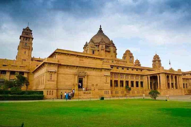 Private Transfer From Jodhpur To Udaipur Via Ranakpur Jain Temple - Driver expectations: communication can help or you’ll need a plan