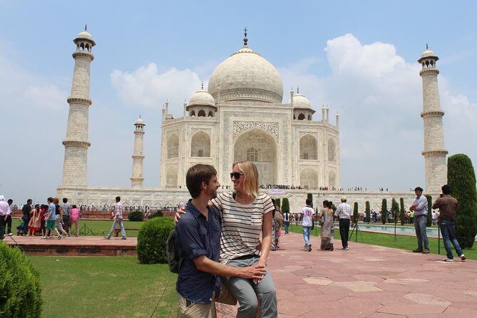 Private Trip to Taj Mahal With Front & Reverse View - Agra Fort at noon: red sandstone and river views with room to breathe