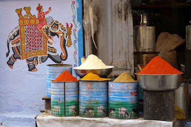 Private Udaipur Shopping Tour with Pickup & Drop-off - Maldas Street: where budget-friendly ethnic wear shopping shines