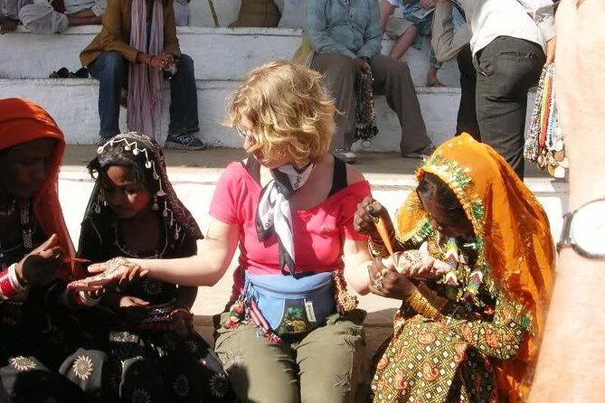 Pushkar Day Trip from Jaipur – Private Car, Safari, Guide & Lunch - Pushkar Main Market shopping hour: buy smart, not frantic