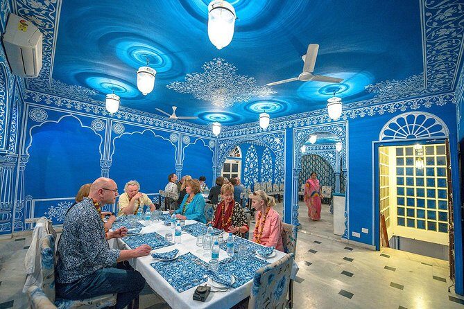 Rajputana Family : Cooking & Lunch or Dinner - Where it starts: Haveli Kalwara and a real Jaipur welcome