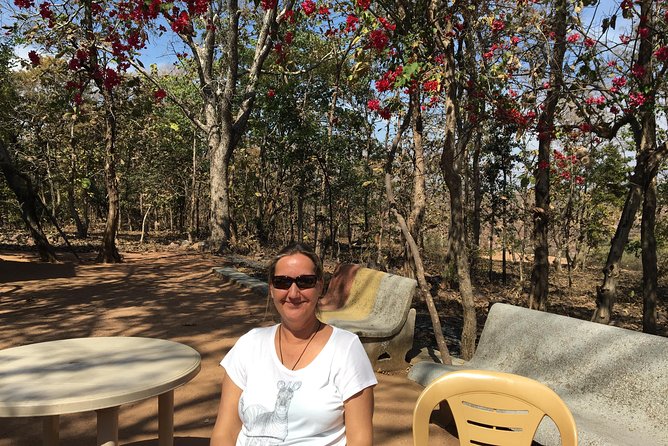 Raneh waterfall Khajuraho (motorcycle tour) - Meet Rajendra and let the tour make sense fast
