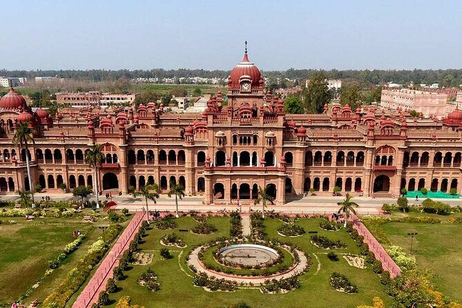 Real Amritsar : Full Day Tour with Wagah Border and Heritage Walk - Golden Temple main hall time (and how the visit actually works)