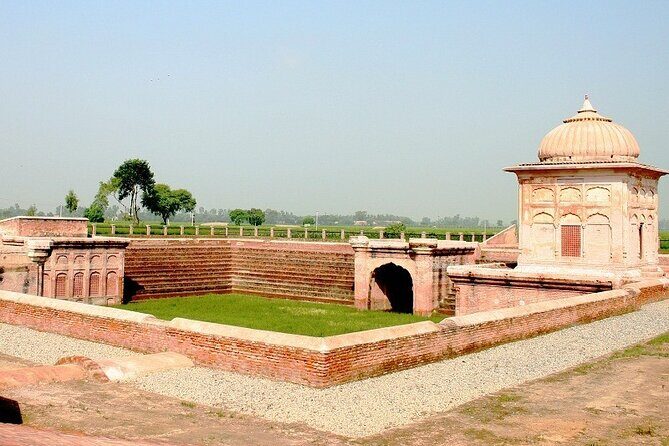 Real Amritsar : Full Day Tour with Wagah Border and Heritage Walk - Start smoothly with airport or hotel pickup