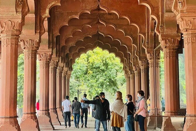 Red Fort Fast Track Entry Ticket in Delhi 2 hours Tour - Diwan-I-Khas: the private audience and the marble work