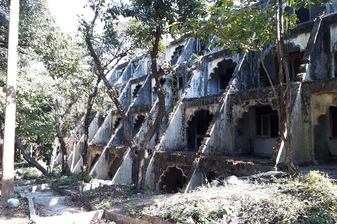 Rishikesh: Beatles Ashram Art & Meditation Walking Tour - Ram Jhula: the iconic bridge moment that anchors the walk
