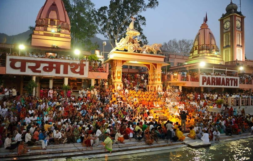 Rishikesh: Walking Tour of Ashrams and Ghats - Meeting Outside Shatrughana Temple Ghat: Get Your Bearings Fast