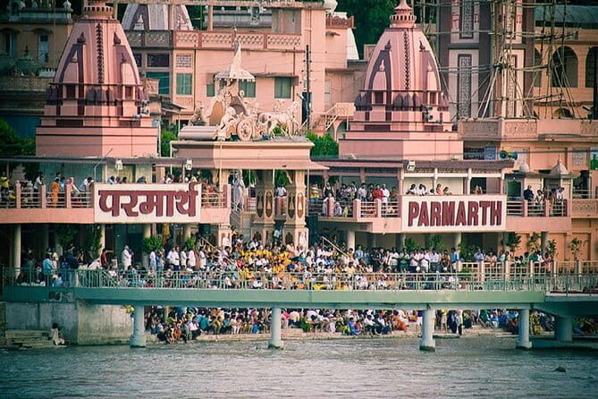 Rishikesh Walking Tour - Your guide: trained storyteller with English and Hindi