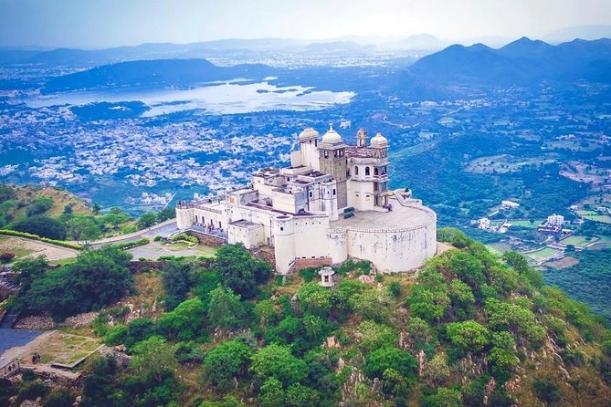 Round Trip Transfers to Sajjangarh Monsoon Palace with tickets - The door-to-door transfer part that saves your day