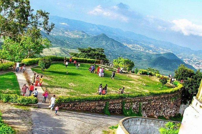 Round Trip Transfers to Sajjangarh Monsoon Palace with tickets - Should you book this Sajjangarh Monsoon Palace transfer-and-ticket trip?