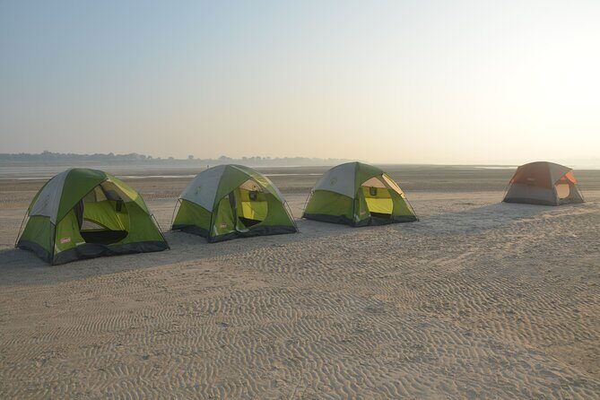 Sailing and Camping on the Ganges - Sailing on the Ganges: Wooden Country Boat, Gentle Pace, Real Sights