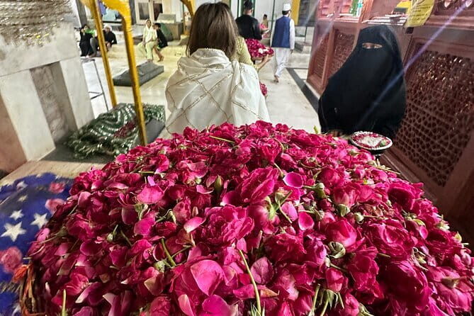 Saints and Royals of Delhi Private Tour - Why Nizamuddin Feels Like More Than Sightseeing