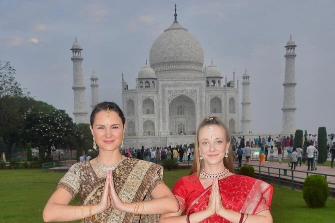 Same Day Agra From Delhi By AC Car - Lunch, Water, and Realistic Comfort on a 10–12 Hour Day