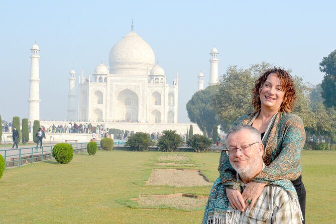 Same Day Agra Tour By Luxury Gatimaan Train From Delhi - Taj Mahal, Agra: how the guided visit helps
