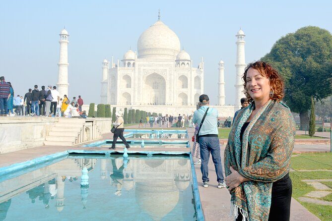 Same Day Agra Tour By Luxury Gatimaan Train From Delhi - Agra Fort from the inside: Mughal power made visible
