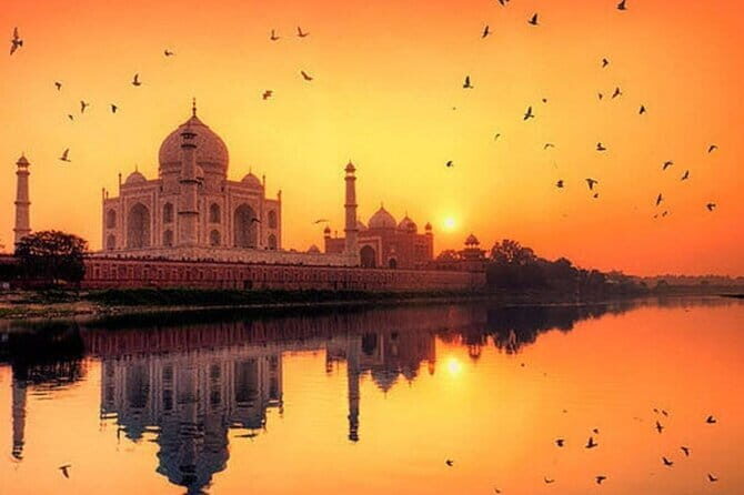 Same Day Agra Trip by Car from Delhi - All Inclusive - A Delhi-to-Agra day trip that hits the big two