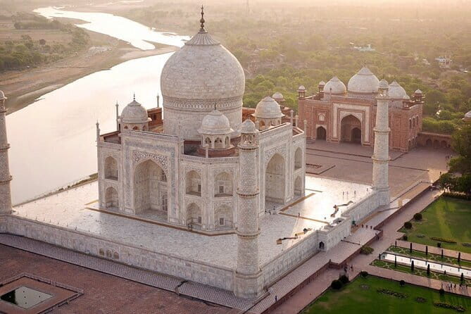 Same Day Agra Trip by Car from Delhi - All Inclusive - Price and logistics: what $156 really buys