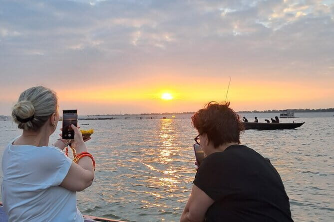 Same day Ayodhya tour from Varanasi - Guptar Ghat and Ram Ki Paidi: the Sarayu-side moments that keep you human