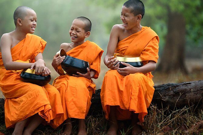 Same day Bodhgaya tour from Varanasi - Should You Book This Tour or Plan Your Own Bodhgaya Day?