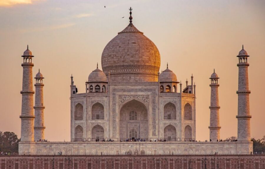 Same Day Incredible Taj Mahal Tour From Jaipur By Car - What to Bring: Shoes, Smart Casual Clothes, and Cash