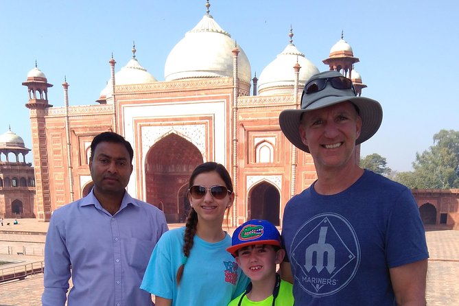 Same Day Luxury Taj Mahal, Fort & Baby Taj Tour from Delhi by Car - Agra Fort in about an hour: the power behind the monuments
