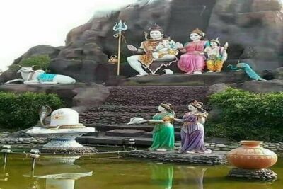 Same Day Mathura Vrindavan Tour From Delhi - Dwarkadhish Temple and the architecture you can actually notice